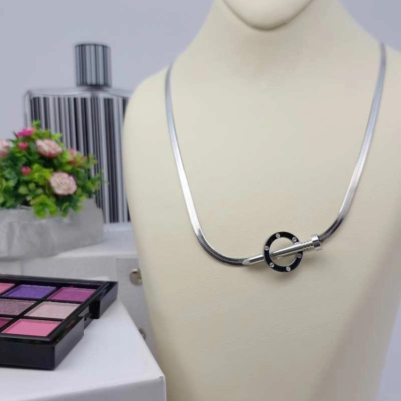 خرید اینترنتی گردنبند کارتیه